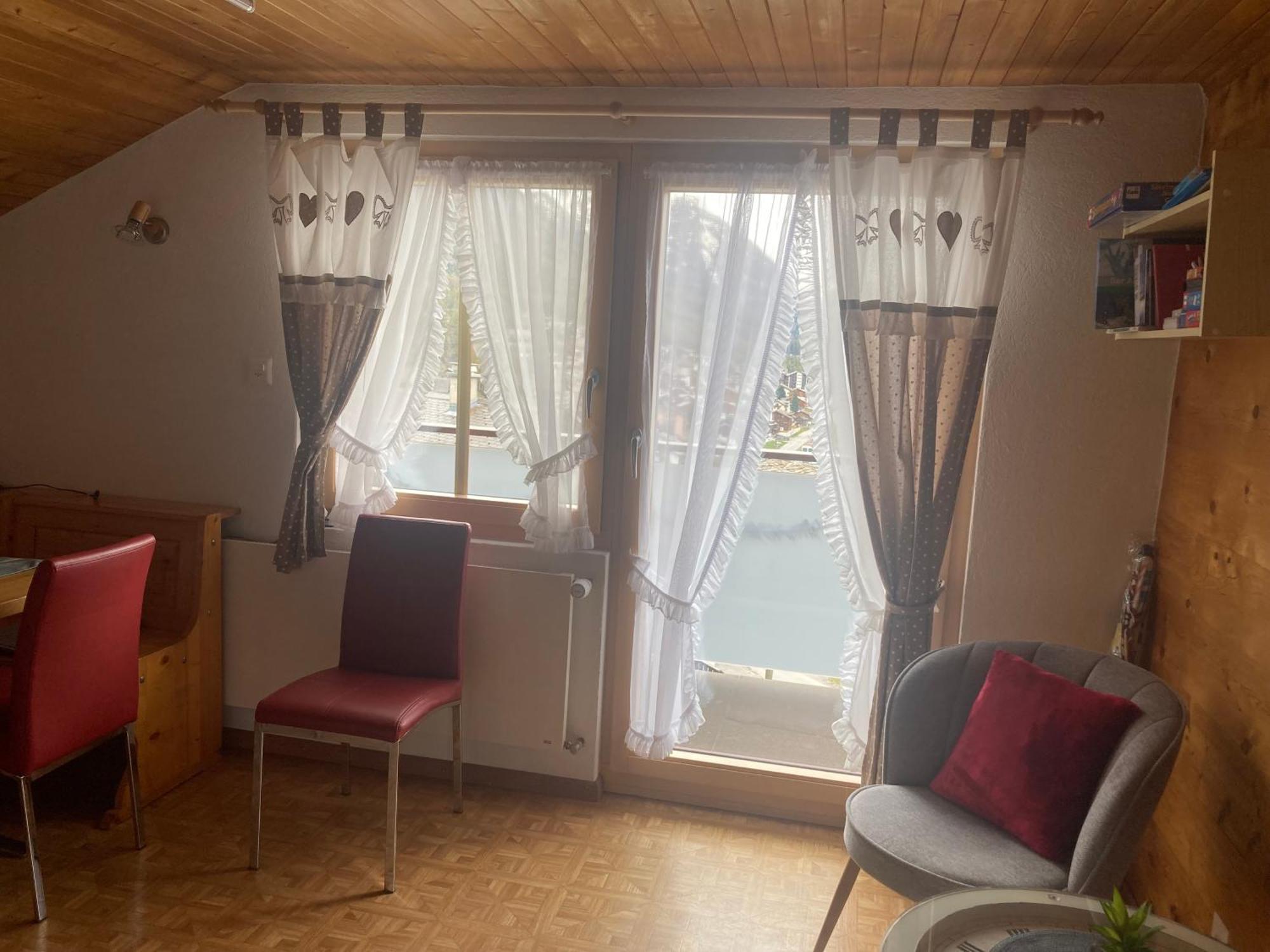 Haus Dorfblick Apartment Grachen Luaran gambar